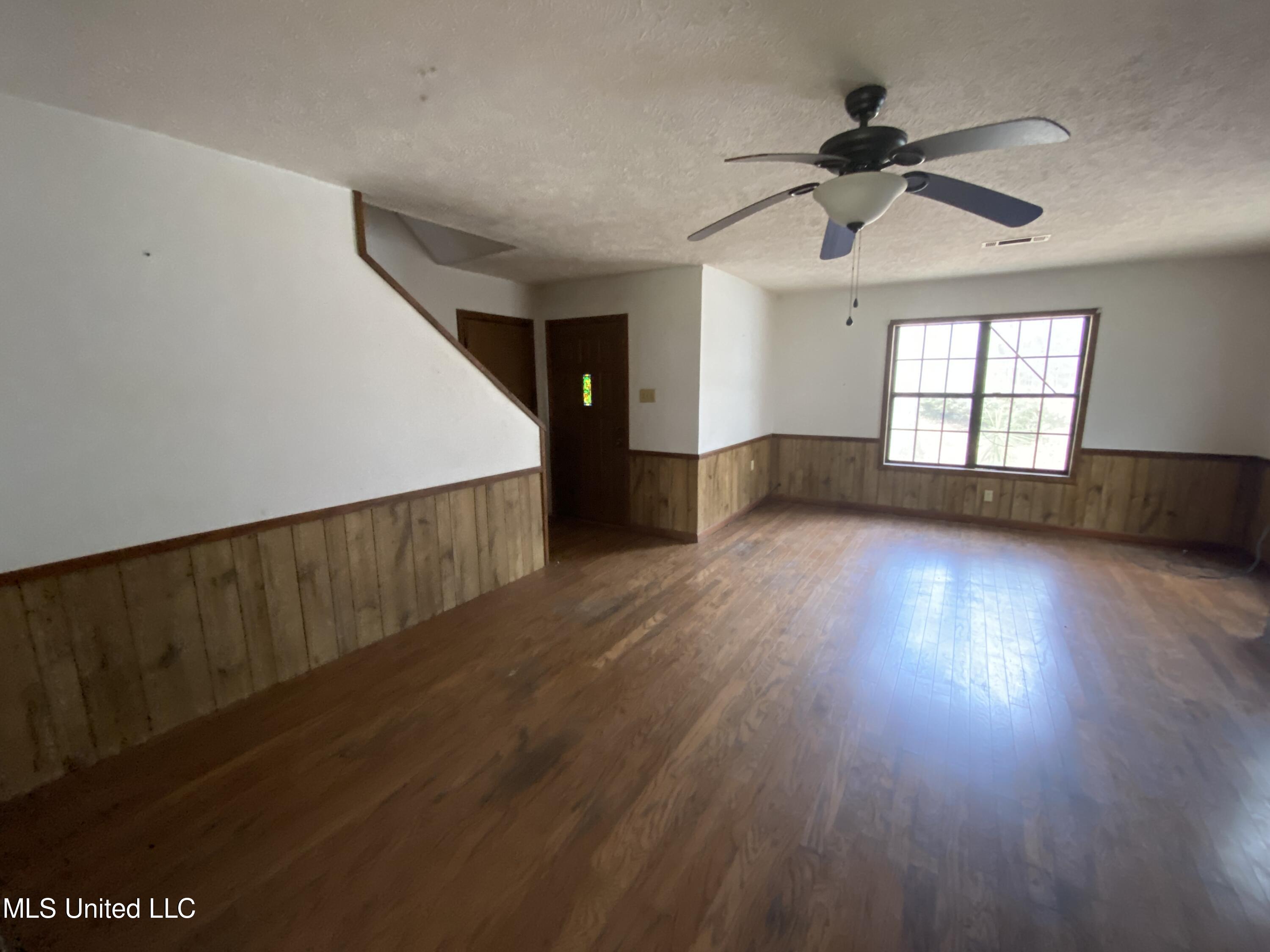 111 Dummy Line Road Canton, MS 39046 - Photo 20 of 41 IMG_6302