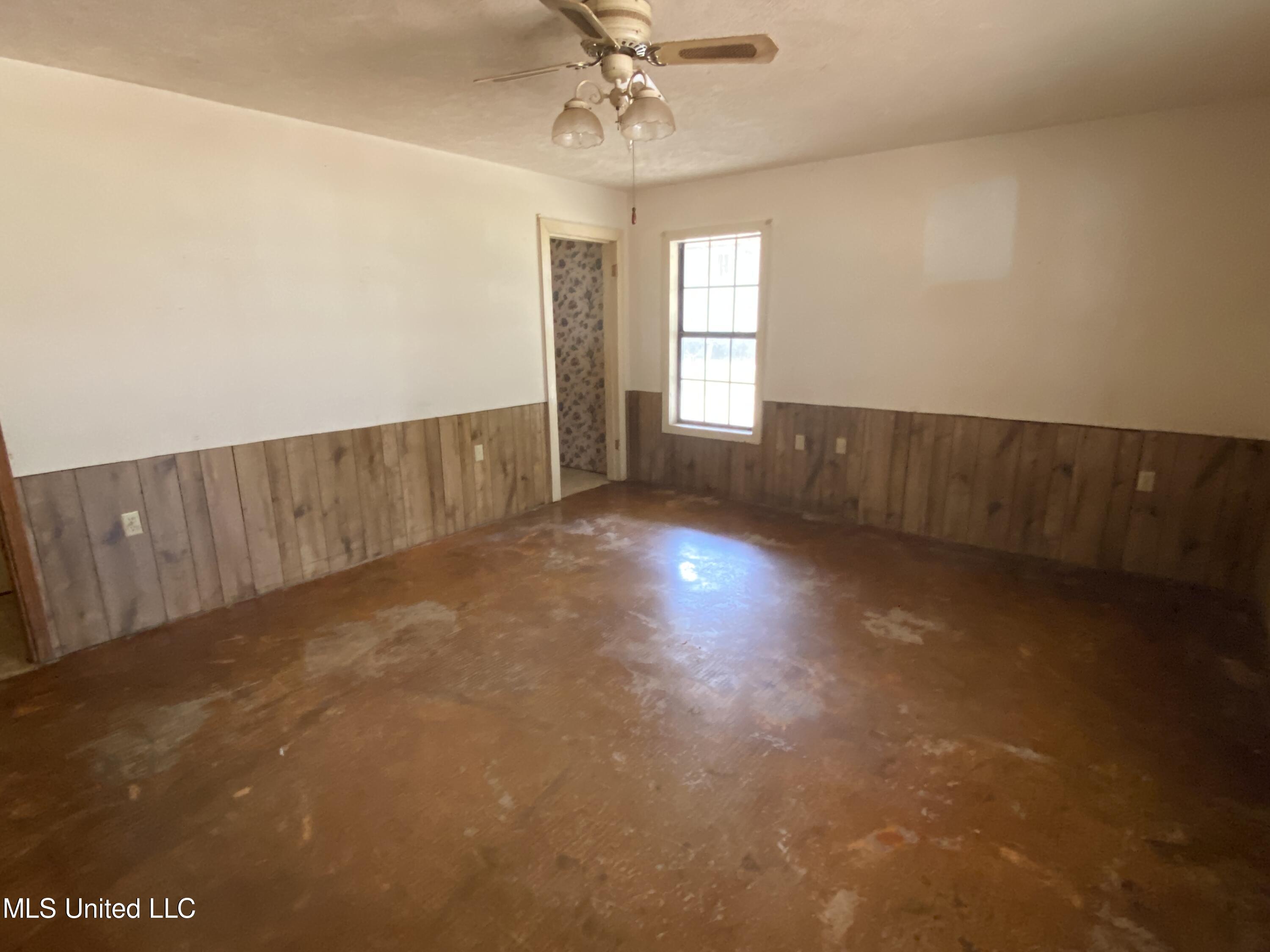 111 Dummy Line Road Canton, MS 39046 - Photo 23 of 41 IMG_6304