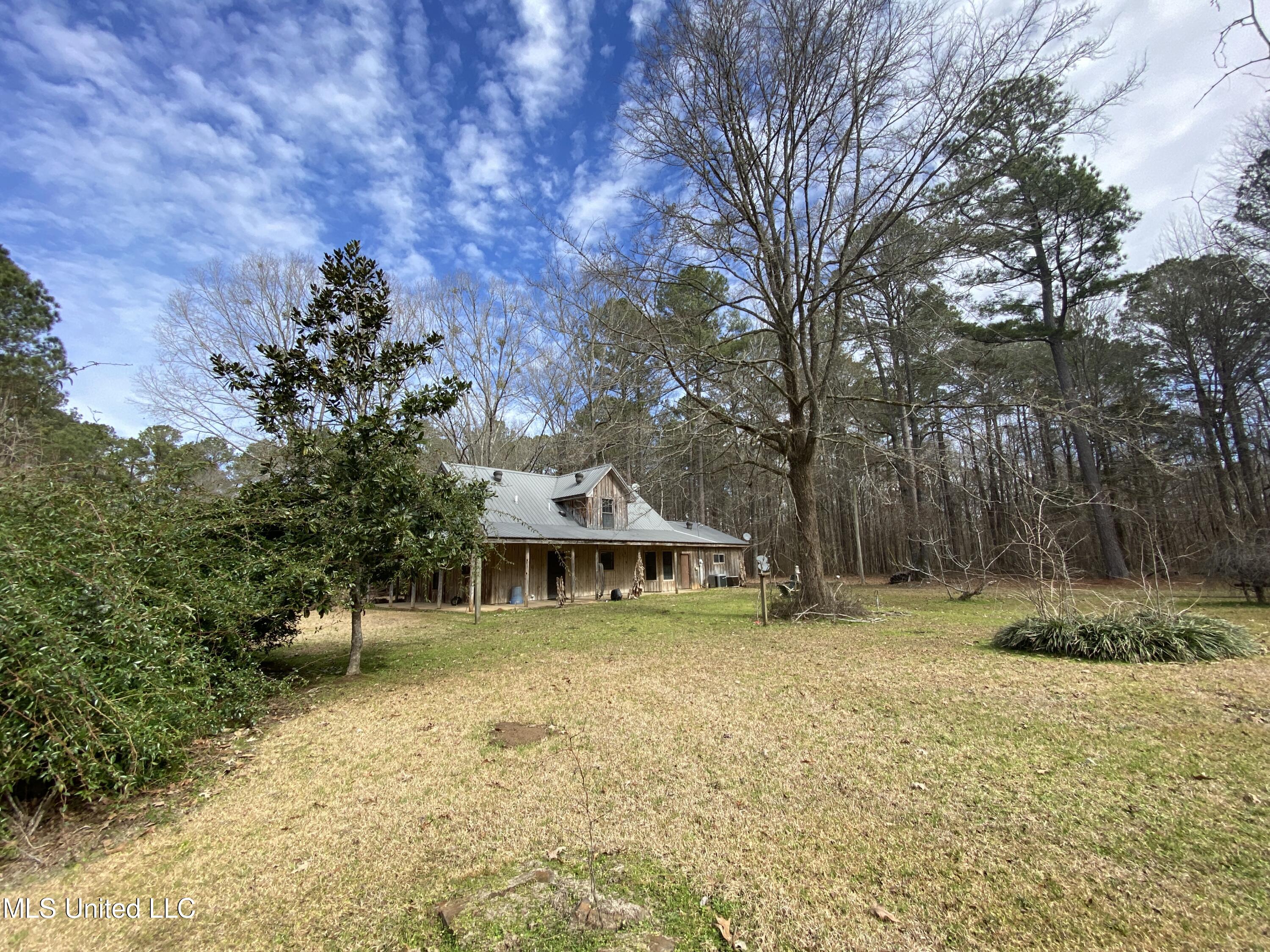 111 Dummy Line Road Canton, MS 39046 - Photo 28 of 41 IMG_6321