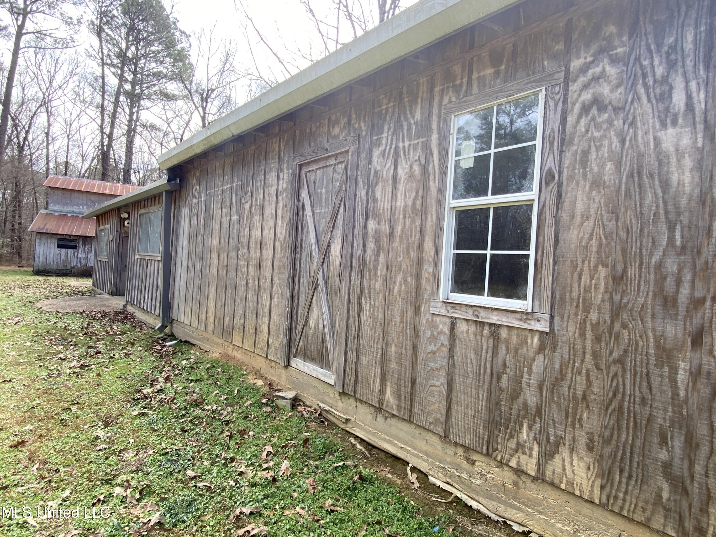 111 Dummy Line Road Canton, MS 39046 - Photo 30 of 41 IMG_6323