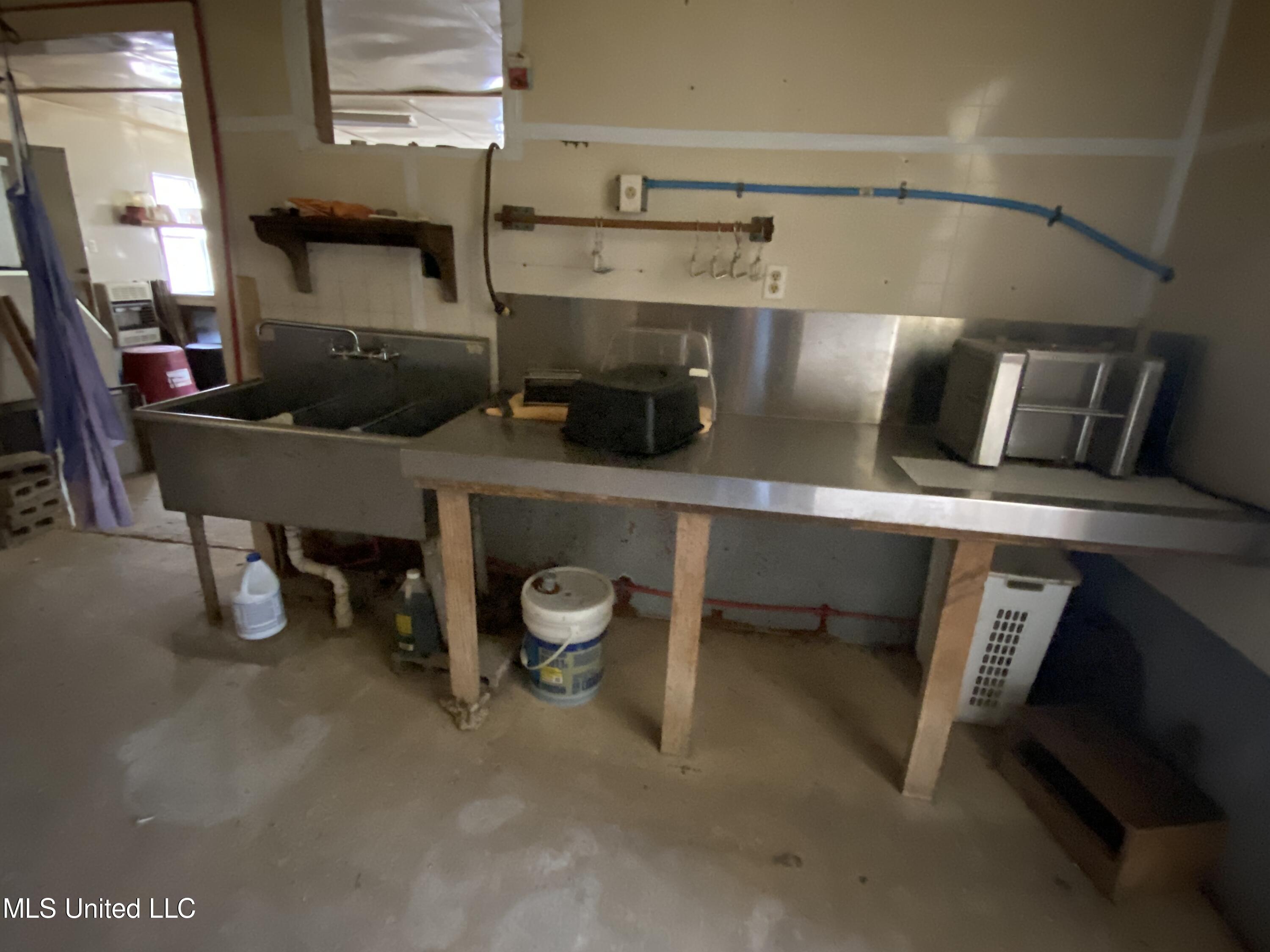 111 Dummy Line Road Canton, MS 39046 - Photo 40 of 41 IMG_6329