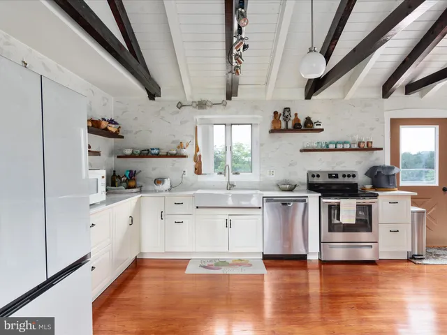 $1,450,000 | 2121 South Pifer Road, Star Tannery, VA 22654