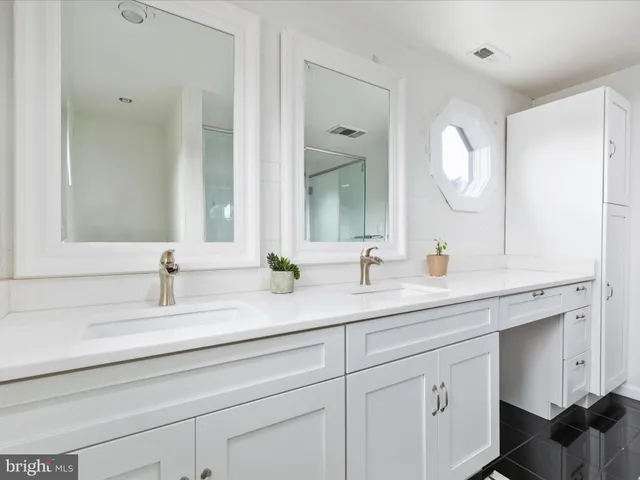 $1,450,000 | 2121 South Pifer Road, Star Tannery, VA 22654