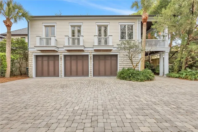 $6,200,000 | 1909 Dixon Lane, St. Simons Island, GA 31522