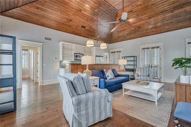 $6,200,000 | 1909 Dixon Lane, St. Simons Island, GA 31522