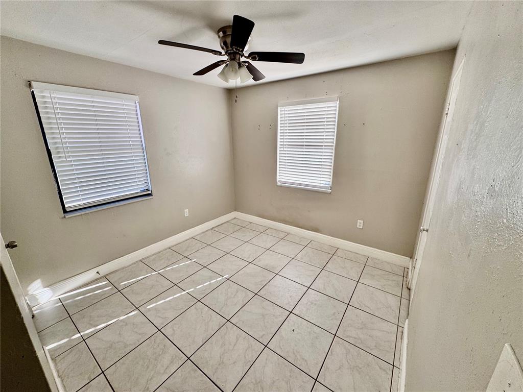 3810 Johnson Street Orlando, FL 32805 - Photo 11 of 18