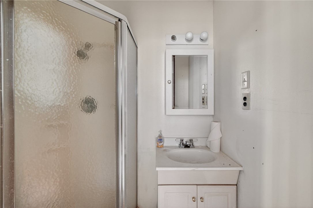 291 Boenig Road Woodsboro, TX 78393 - Photo 29 of 39 bathroom for ADU
