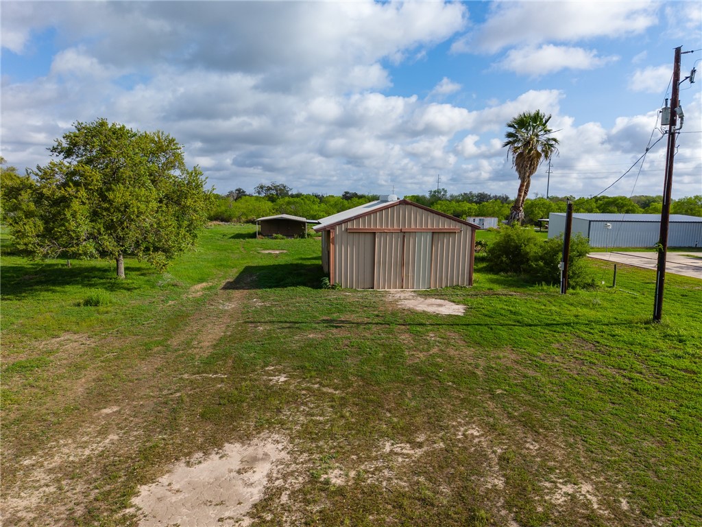 291 Boenig Road Woodsboro, TX 78393 - Photo 35 of 39 barn
