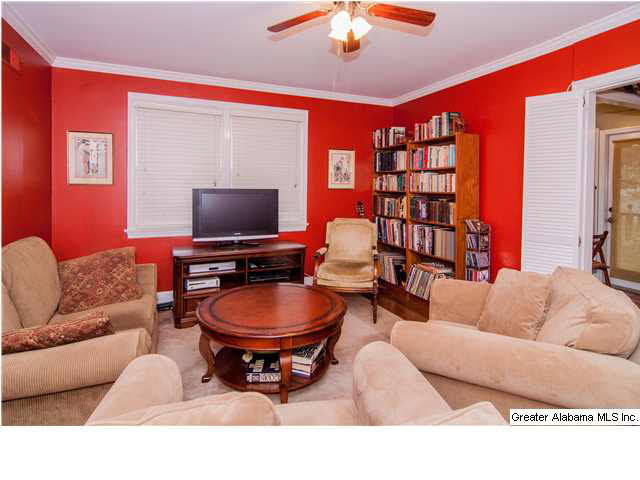 130 Hawthorne Road East Birmingham, AL 35209 - Photo 15 of 32
