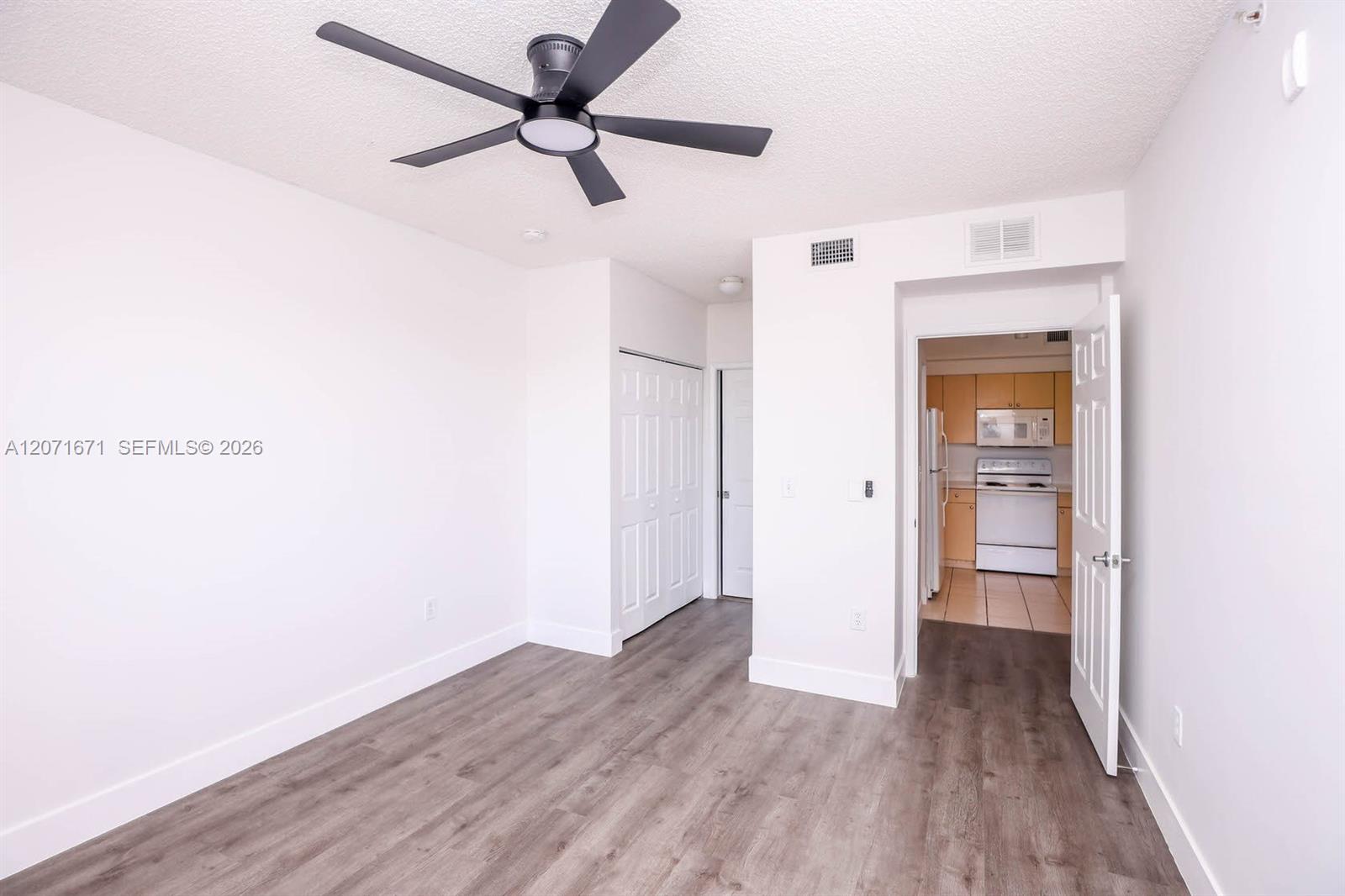 8050 North Nob Hill Road, Unit 106 Tamarac, FL 33321 - Photo 10 of 39 Gallery Image 10