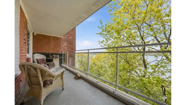 $318,000 | 2575 Palisade Avenue, Unit 6C | Spuyten Duyvil
