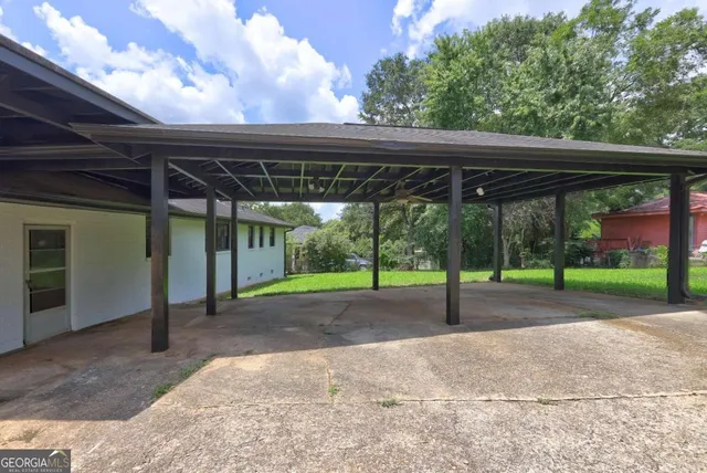 $320,000 | 970 Oglethorpe Avenue, Athens, GA 30606