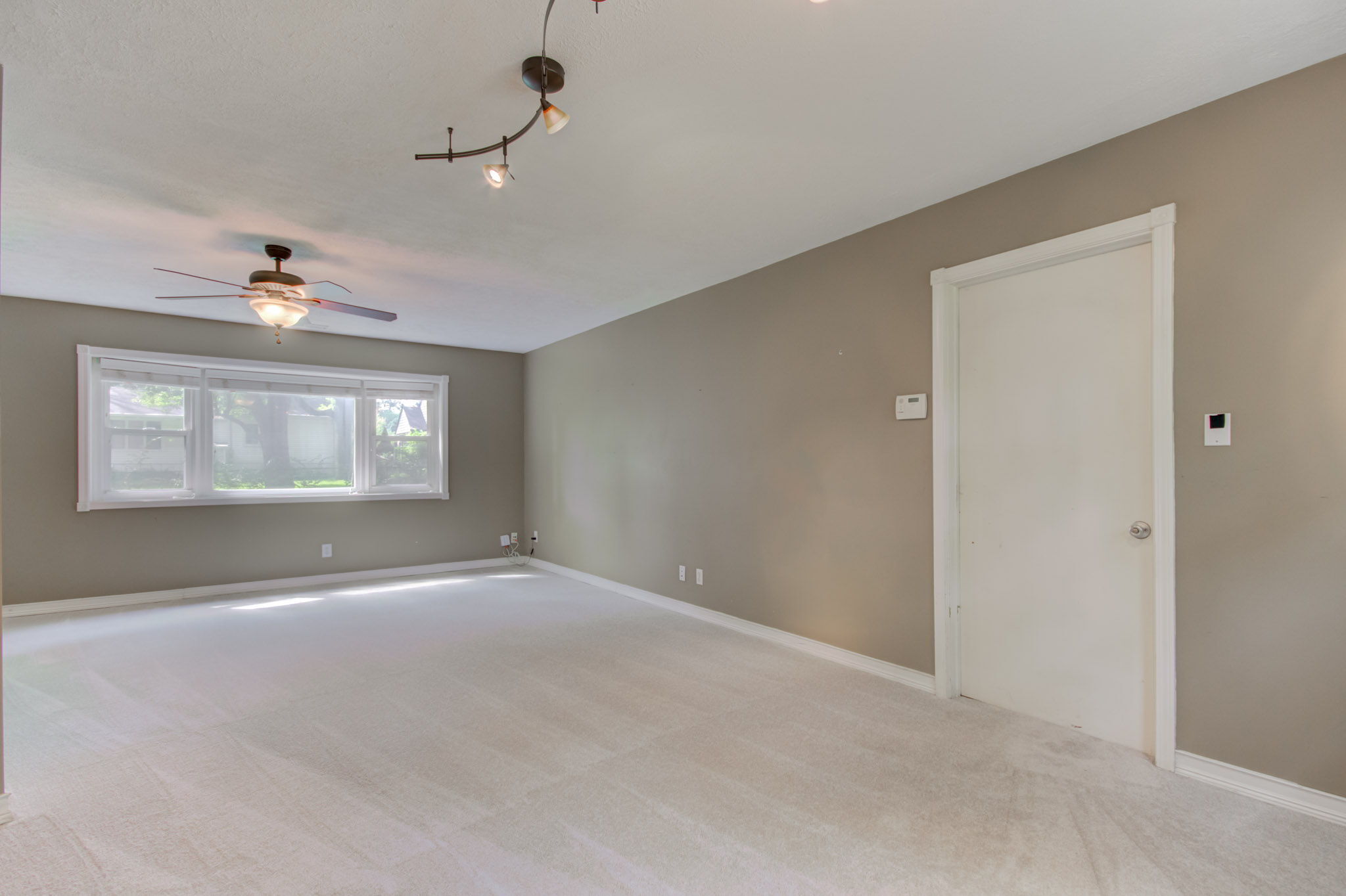 5872 Compton Street Indianapolis, IN 46220 - Photo 26 of 58