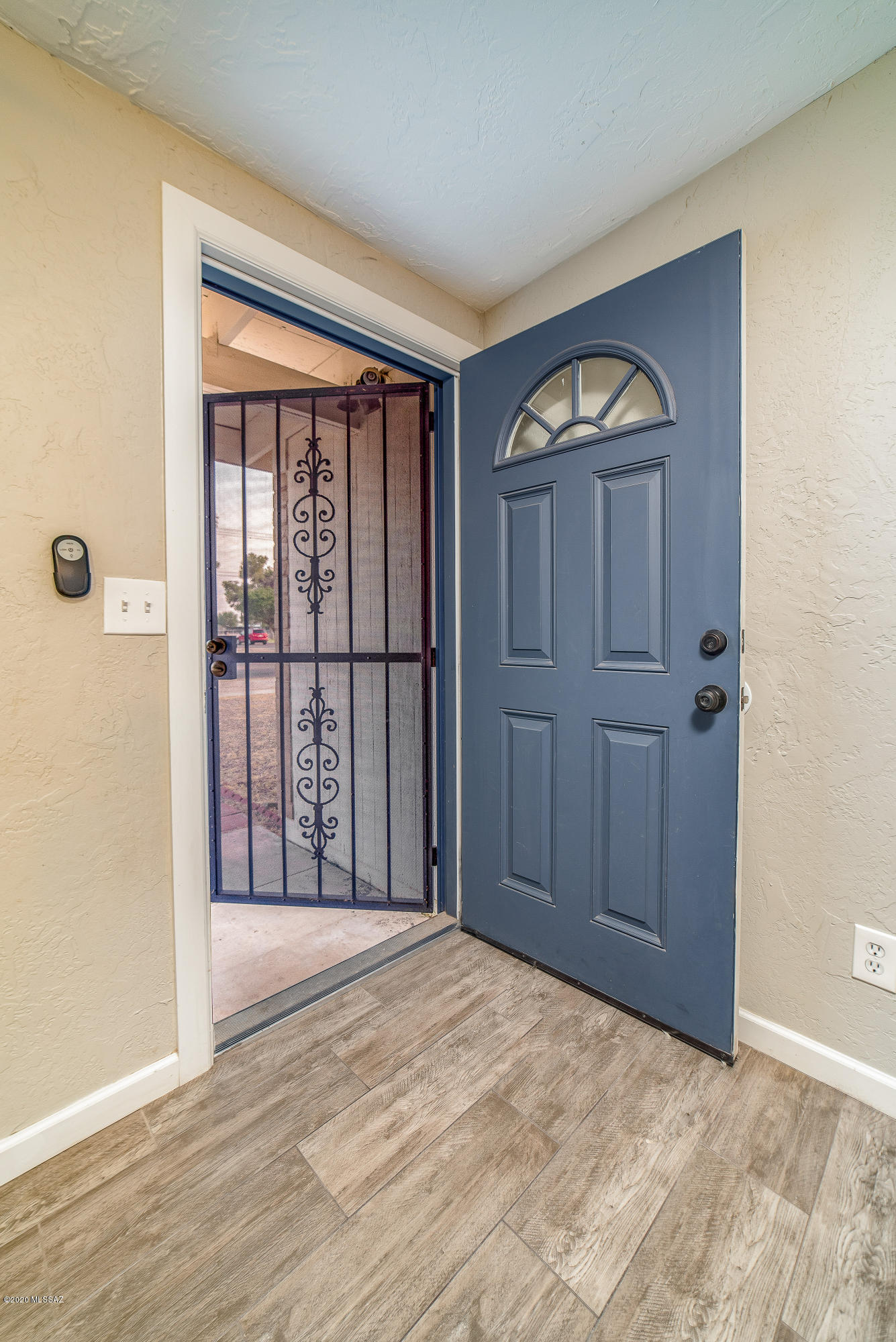 6915 East Stella Road Tucson, AZ 85730 - Photo 6 of 27 Gallery Image 6