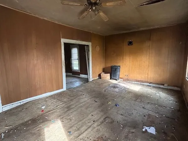 $15,000 | 715 North Echols Street, Mexia, TX 76667