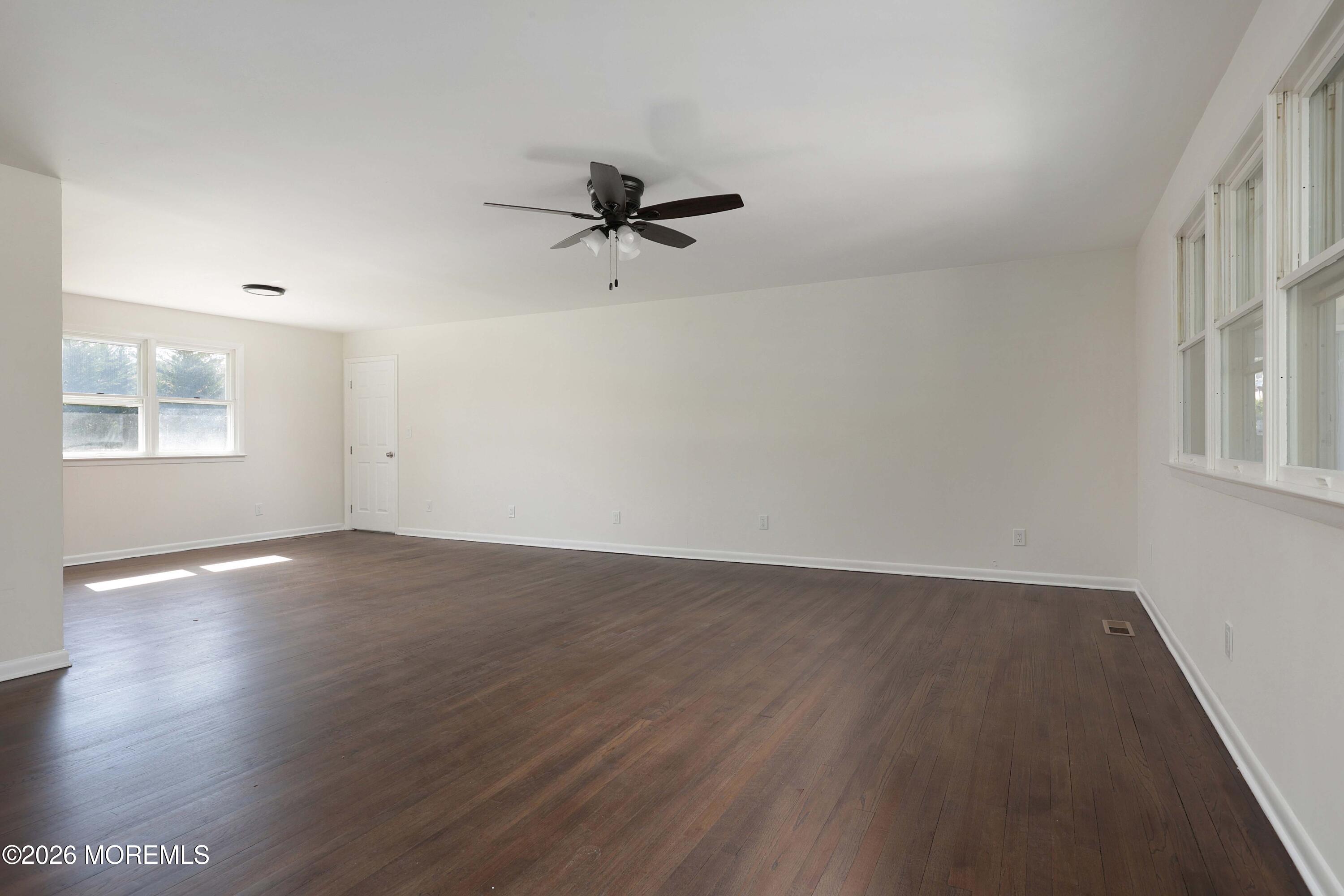 149 Asbury Road Farmingdale, NJ 07727 - Photo 11 of 33 758A0614