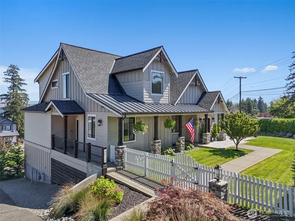 $1,349,950 | 4717 127th Avenue East, Edgewood, WA 98372