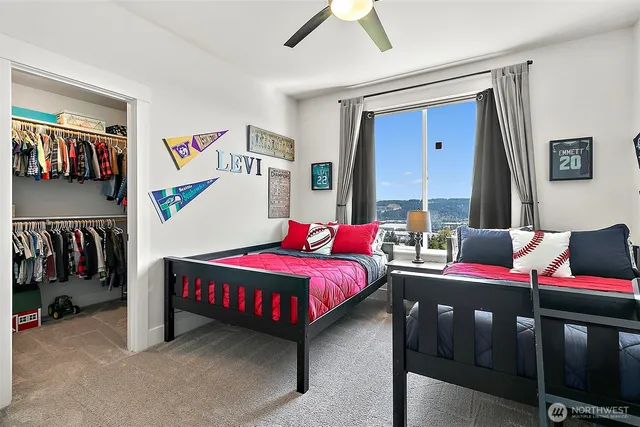 $1,399,950 | 4717 127th Avenue East, Edgewood, WA 98372