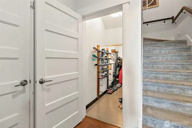 $1,399,950 | 4717 127th Avenue East, Edgewood, WA 98372