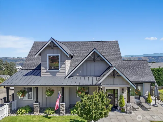 $1,399,950 | 4717 127th Avenue East, Edgewood, WA 98372