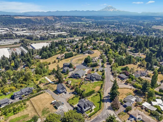 $1,399,950 | 4717 127th Avenue East, Edgewood, WA 98372