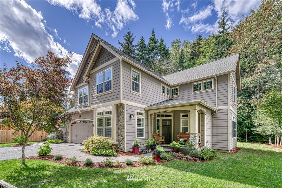 4504 Dyes Inlet Road Northwest Bremerton, WA 98312 - Photo 1 of 40 Gallery Image 1
