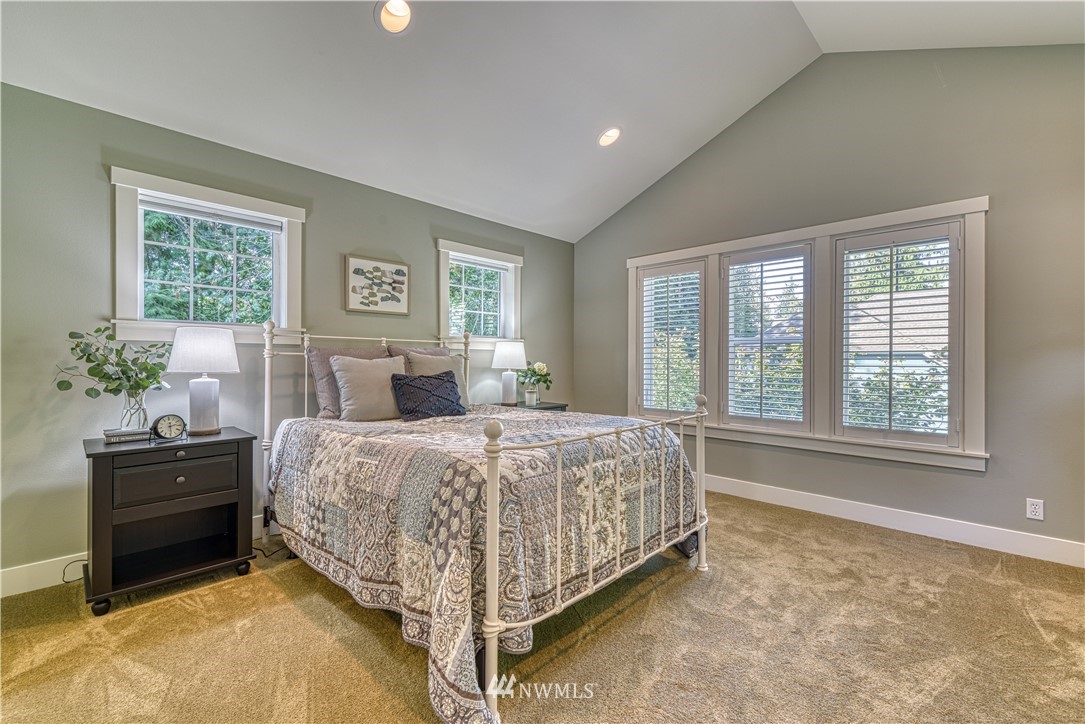 4504 Dyes Inlet Road Northwest Bremerton, WA 98312 - Photo 21 of 40 Gallery Image 21