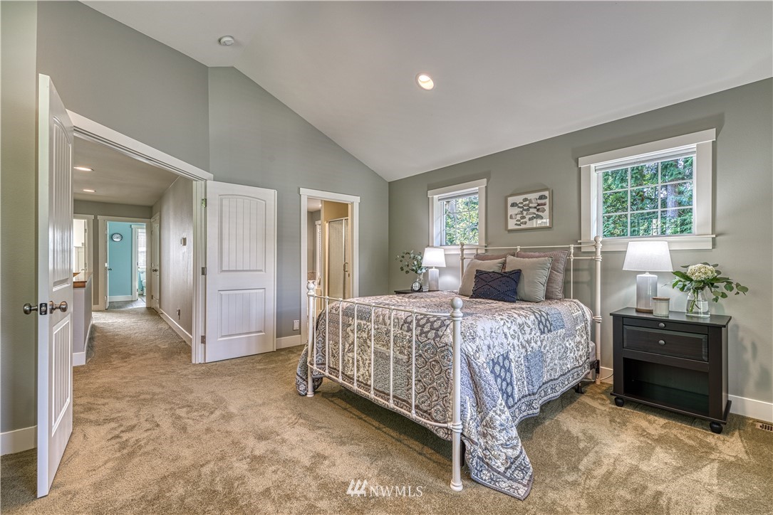 4504 Dyes Inlet Road Northwest Bremerton, WA 98312 - Photo 23 of 40 Gallery Image 23