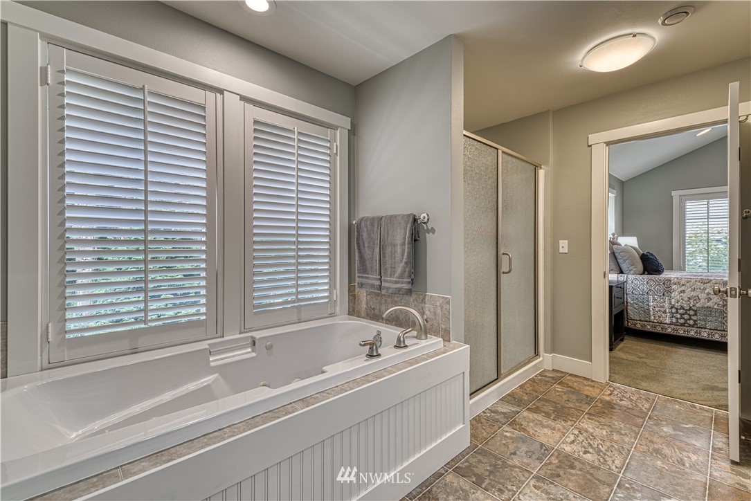 4504 Dyes Inlet Road Northwest Bremerton, WA 98312 - Photo 27 of 40 Gallery Image 27