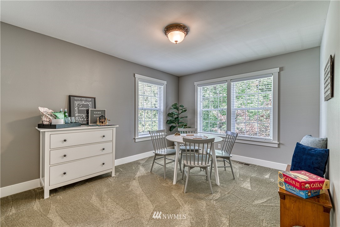 4504 Dyes Inlet Road Northwest Bremerton, WA 98312 - Photo 34 of 40 Gallery Image 34