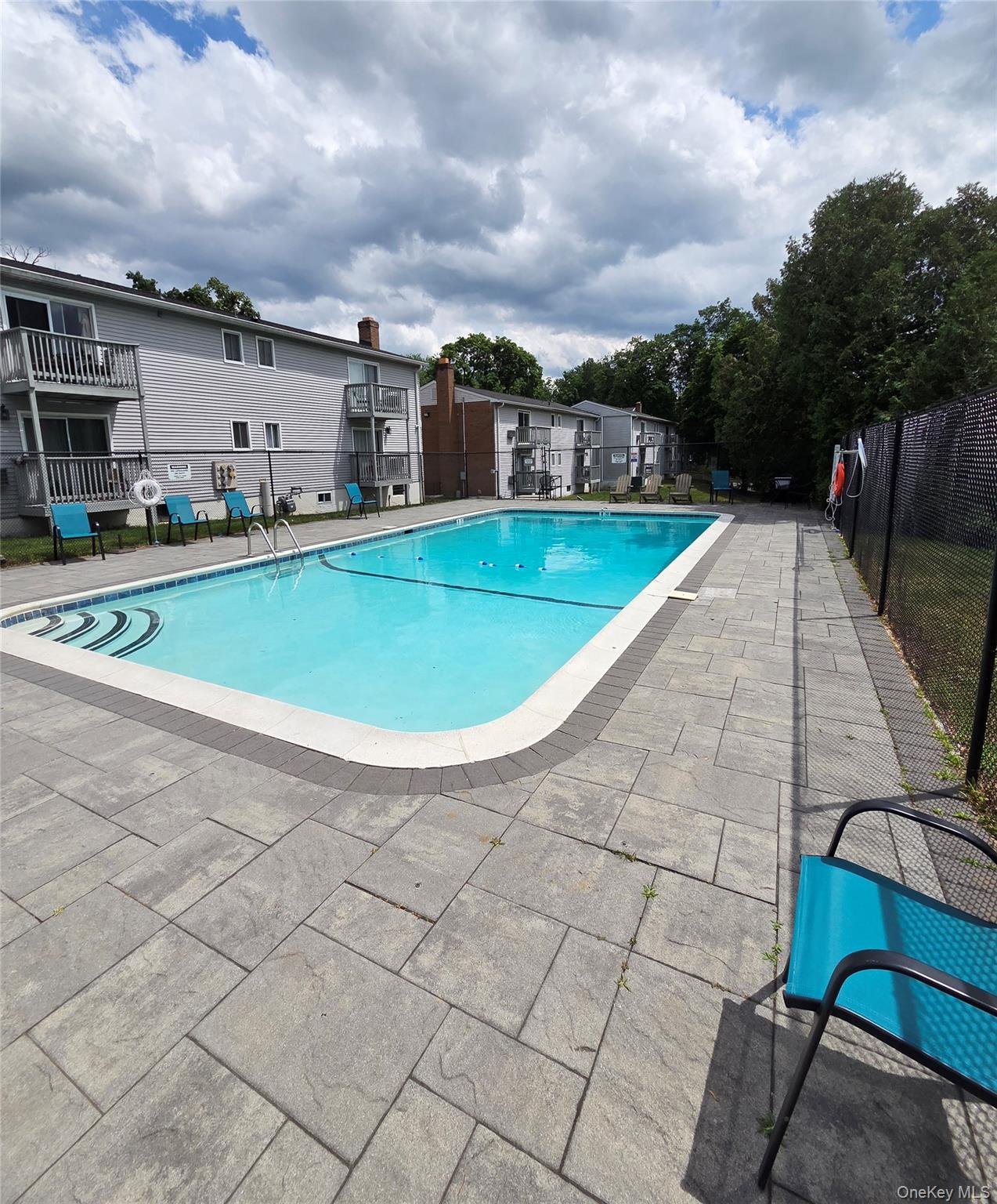 2740 South Road, Unit A2 Poughkeepsie, NY 12601 - Photo 5 of 7