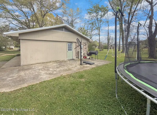 $118,000 | 205 Summers Street, Walnut Grove, MS 39189