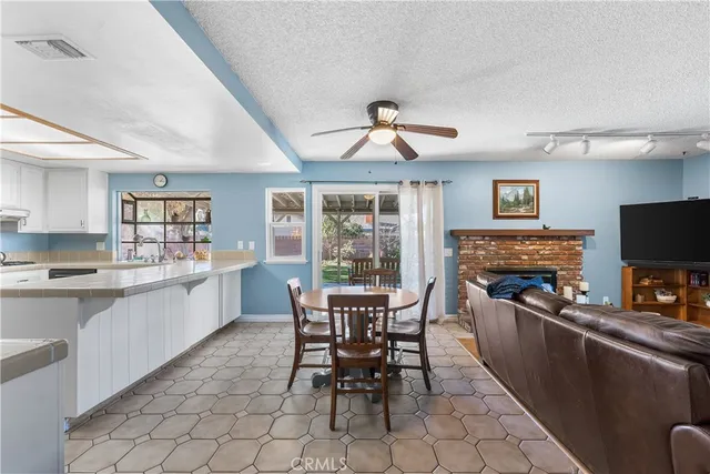 $519,870 | 1635 Staffordshire Drive, Lancaster, CA 93534