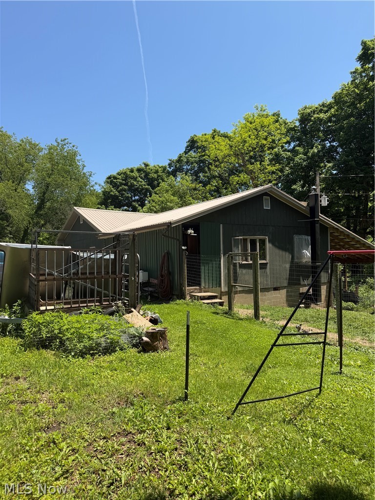 15692 Sligo Road Kimbolton, OH 43749 - Photo 3 of 6
