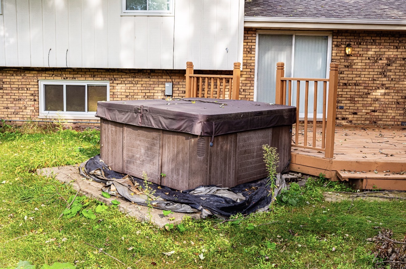911 Colonade Road Shorewood, IL 60404 - Photo 7 of 36 a view of outdoor space and yard