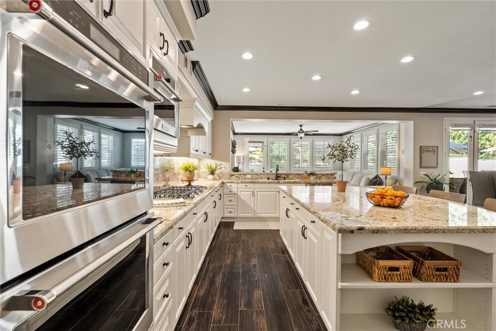 2440 Highwood Road Orange, CA 92867 - Photo 20 of 53