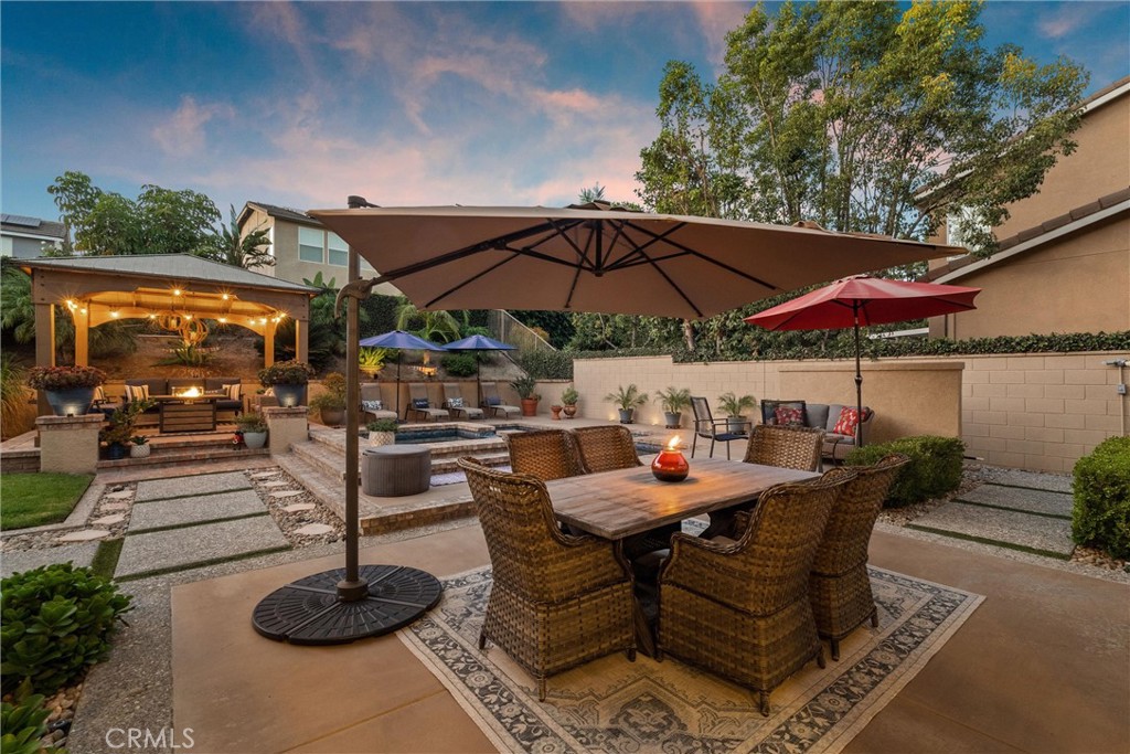 2440 Highwood Road Orange, CA 92867 - Photo 4 of 53