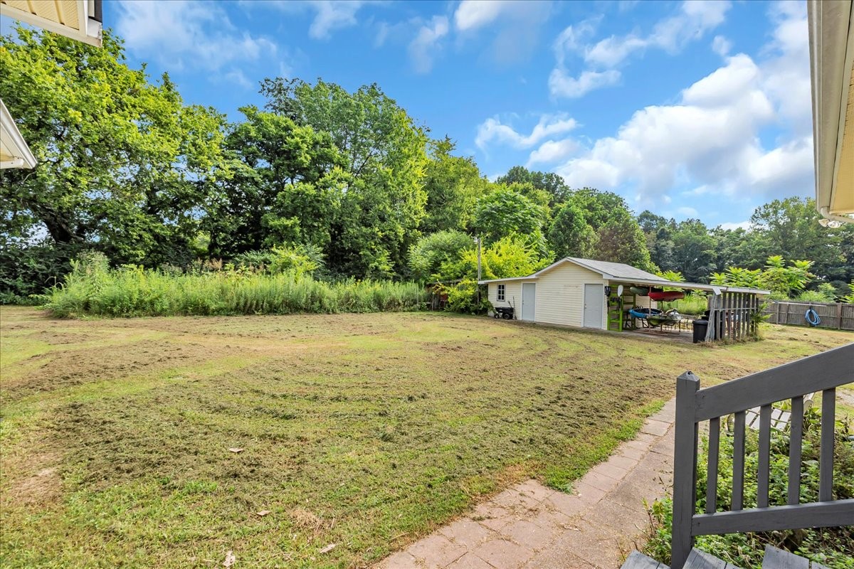 413 Walden Ridge Road Manchester, TN 37355 - Photo 56 of 71 a house view with a garden space