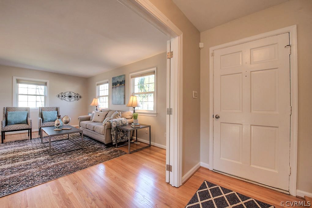 11911 Old Buckingham Road Midlothian, VA 23113 - Photo 6 of 44 Gallery Image 6