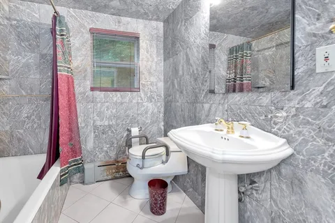 $950,000 | 24 Dunelm Road, Bedford, MA 01730