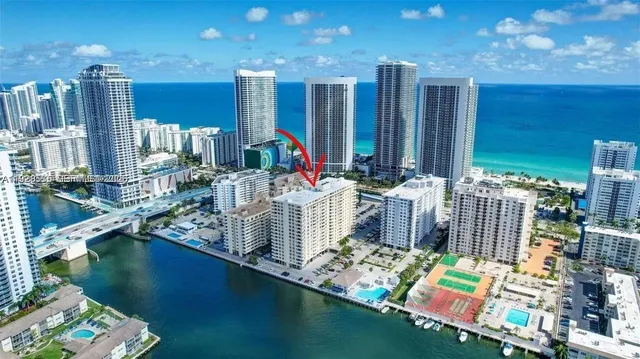$2,600 | 1833 South Ocean Drive, Unit 1807, Hallandale Beach, FL 33009