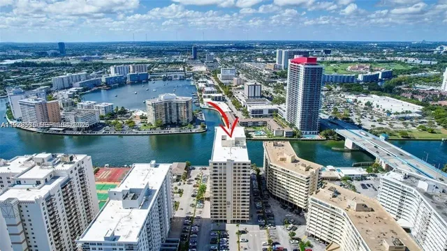 $2,600 | 1833 South Ocean Drive, Unit 1807, Hallandale Beach, FL 33009