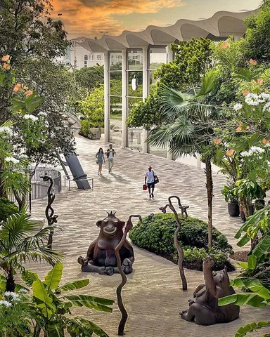 $2,600 | 1833 South Ocean Drive, Unit 1807, Hallandale Beach, FL 33009