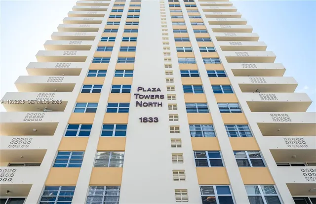 $2,600 | 1833 South Ocean Drive, Unit 1807, Hallandale Beach, FL 33009