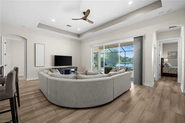 $1,375,000 | 6821 Il Regalo Circle, Naples, FL 34109