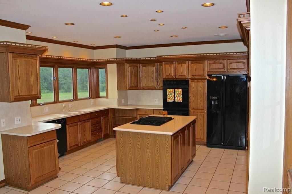 9100 Puttygut Road Casco, MI 48064 - Photo 13 of 30 13.jpg