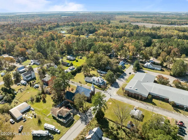 $210,000 | 201 6th Street, Creswell, NC 27928