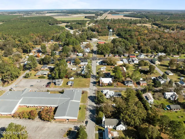 $210,000 | 201 6th Street, Creswell, NC 27928