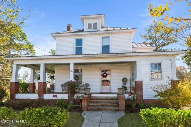 $210,000 | 201 6th Street, Creswell, NC 27928