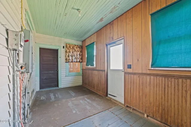 $210,000 | 201 6th Street, Creswell, NC 27928